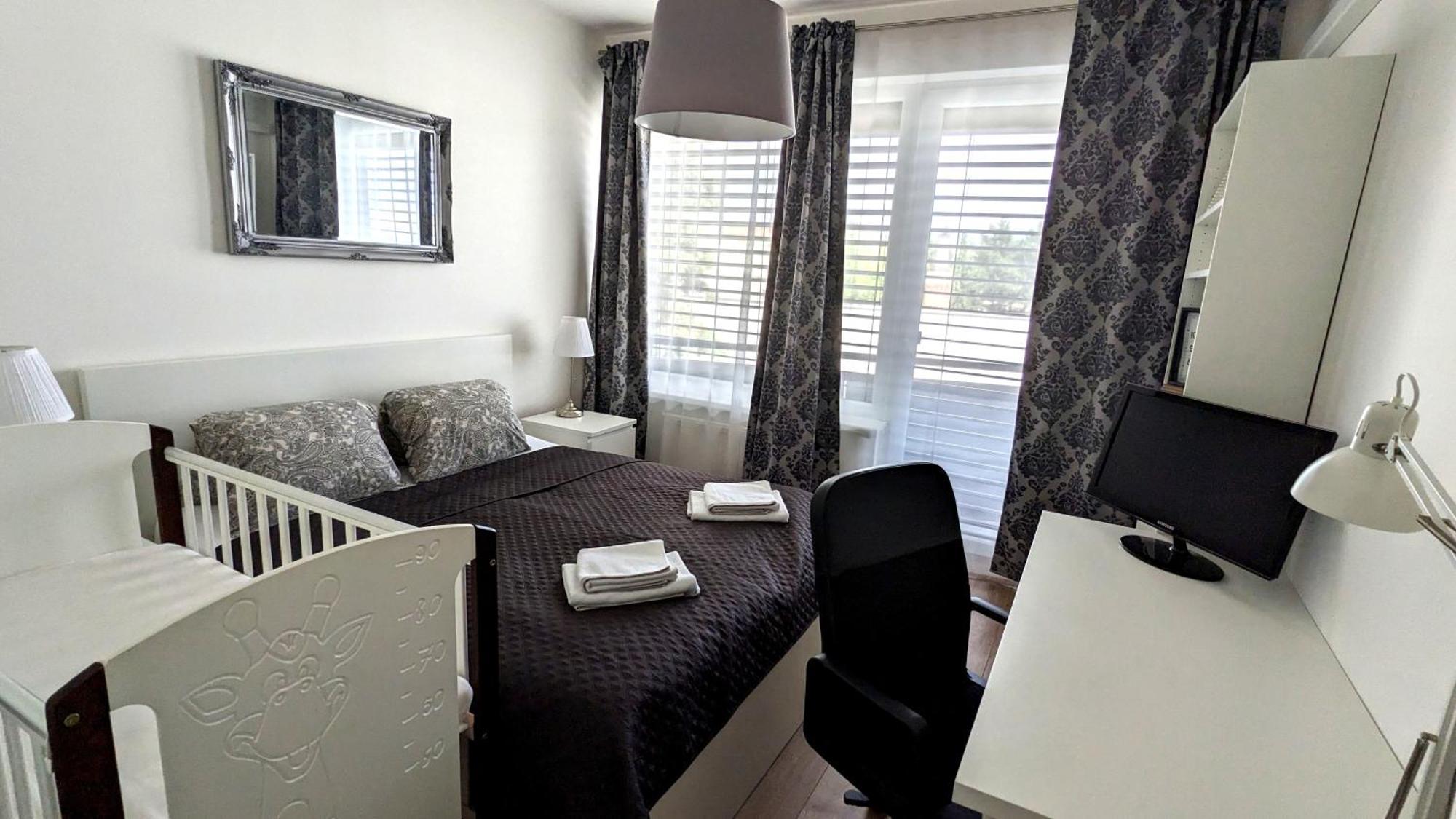 E2 Luxury Oldtown Apt - 2X Parking, Foodstore, Pcscreen, Netflix, Unlimited Music, Crib, Babychair, Fastwifi, Aircon Caşonia Exterior foto